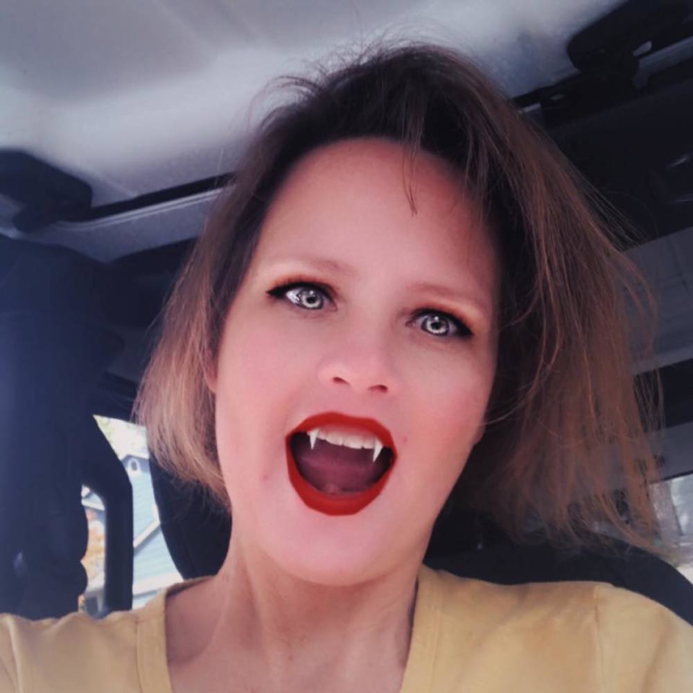 Meet your Posher, Renee